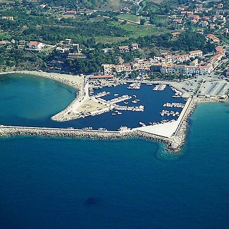 Отель Rayo De Sol Marina Di Casal Velino Экстерьер фото